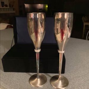 2 Champagne Flutes